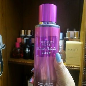 Velvet Petals Luxe By Victoria's Secret