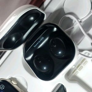 Samsung Galaxy Buds