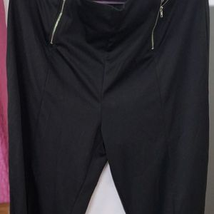 Black Zipped Pant