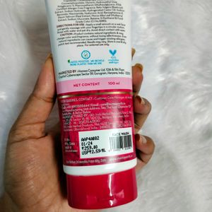 Mama earth Beetroot Face Wash & Moisturizer