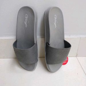 New Women's Comfortable Trendy Slide Size-5