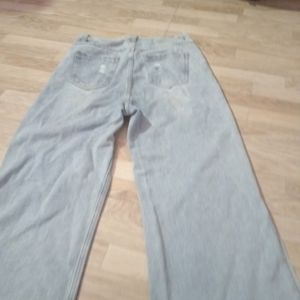 No Pink Original Jeans With Slit Cut