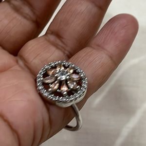 Adjustable Finger Ring