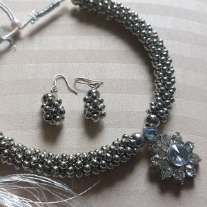 Silver Ensemble Jewellery Set