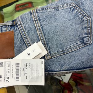 Zara 90s Mom Fit Jeans Size -24