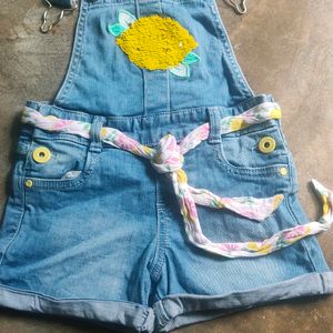 Dungri Jeans Short For Girl