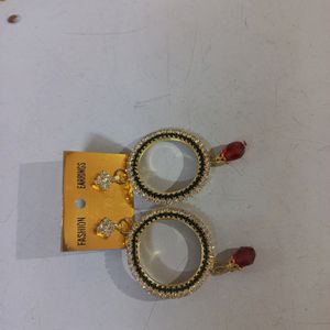 Red And Gold Stone Shining Earrings