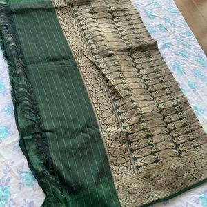 Banarasi Silk Saree In Bottle Green