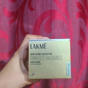 Lakme Perfect Radiance Night Cream