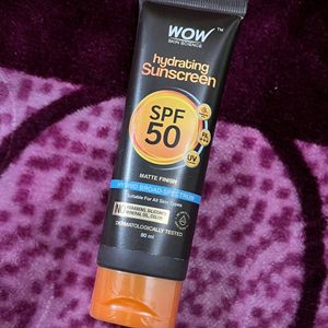 Sunscreen SPF50 PA+++ with Hyaluronic Acid Sunburn