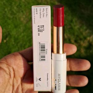 Myglamm Lit Creamy Matt Lipstick Any 1