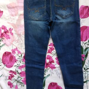 Roadster Super Ripped Jeans