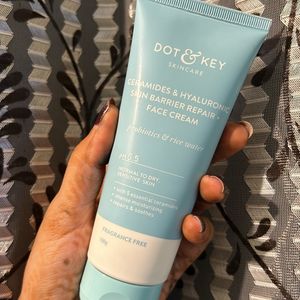 Dot & Key Barrier Repair Face Cream