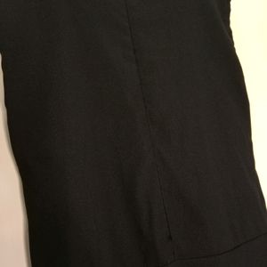 Black Sleeveless Dress