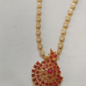 Beautiful Necklace Set Golden Red Stone