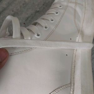 H&m High Top White Sneaker