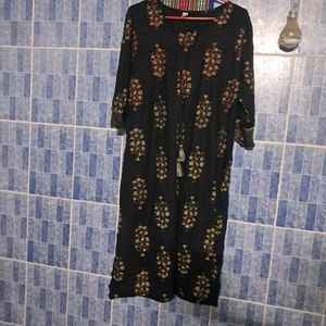 Black Kurti With Gotapatti  And Katha Work