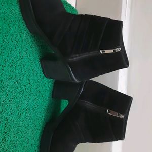 Black Boots🖤👢for Women's