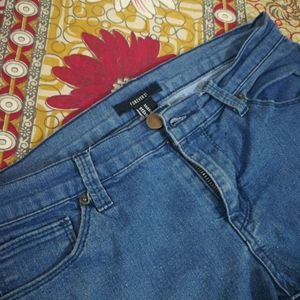 It's FOREVER 21 denim Jeans For Women