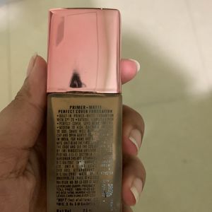 Lakme 9 to 5 Foundation( Warm Beige)