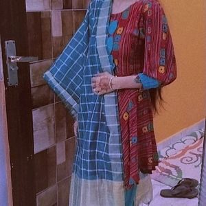 Stylish Frock & Designer Pakistani Sleeves Trouser