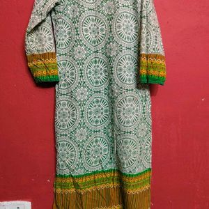 Women Kurta(L)Size