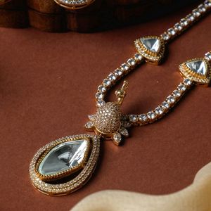 Kundan Jewellery Set With Real Diamond Look