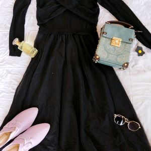 Total 7 Item Combo,6 Black Top,1 Dres