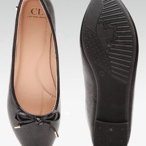 Carlton London Black Ballerina With Bow