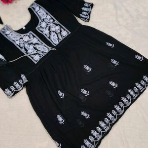 Short Chikankari Kurti