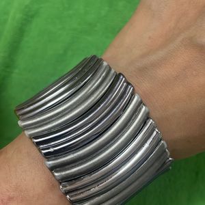 Flexible grey Kada