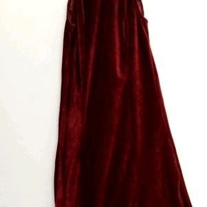 📢 Sale 📢 Sale 📢 Sale 📢 Designer Velvet Maroon party Wear Dress With 2 Front Slit