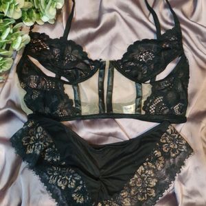 black lingerie set