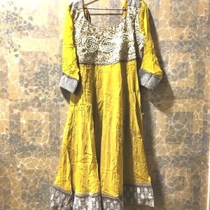 Anarkali Kurti With Dupatta No Lowers