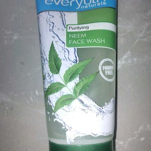 Everyuth Facewash