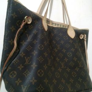 LV TOTE BAG