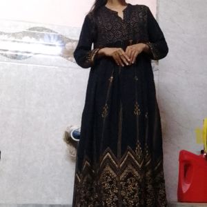 Woman  Kurta With Duppta