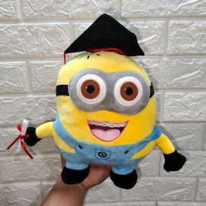 Graduation Minion Bob Plushie