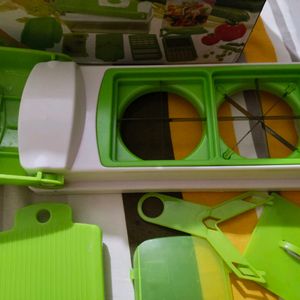 Vegetable Chopper With Chopping Board