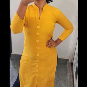 🚨PRICE DROPPED 🚨 Mustard Yellow Straight Kurti W