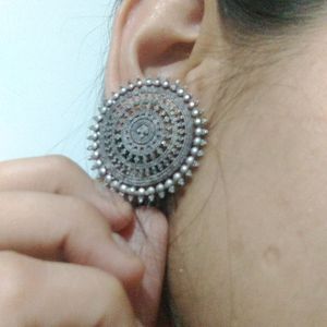 Earings