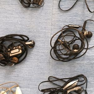 10 Headphones