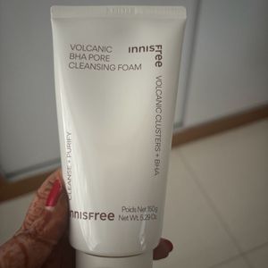 Innisfree Pore Cleansing Face Foam