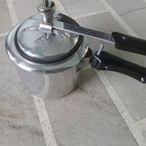 2 Ltr Pressure Cooker