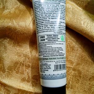 AYOUTHVEDA CHARCOAL FACE WASH