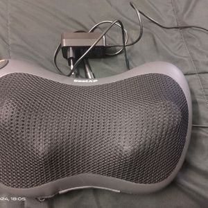 FULL BODY MASSAGER