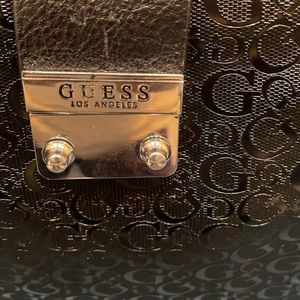 Great New Guess Bag Ideal For Travel