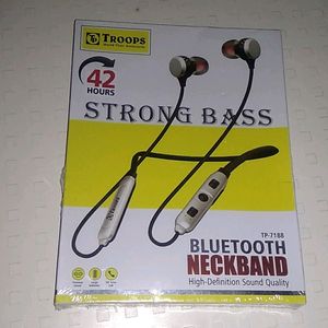 💥 Troops Strong Bass Neckband