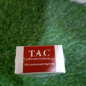 TAC 10% Kumkumadi Night Gel.