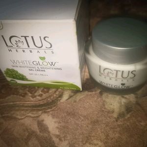 Lotus Skin Whitening And Brightening Gel Cream